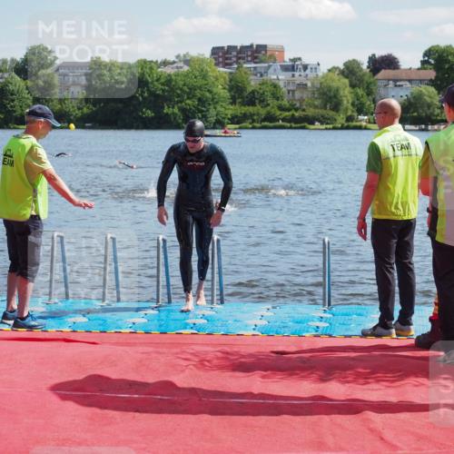 16.06.2024 - 7 Türme Triathlon KatJ http://msf.ph/oto/6296792 16.06.2024 11:10:35 Schwimmen 42, 47, 246, 269, 292 meine-sportfotos.de