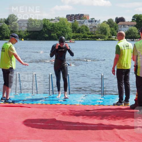 16.06.2024 - 7 Türme Triathlon KatJ http://msf.ph/oto/6296810 16.06.2024 11:10:35 Schwimmen 42, 47, 246, 269, 292 meine-sportfotos.de