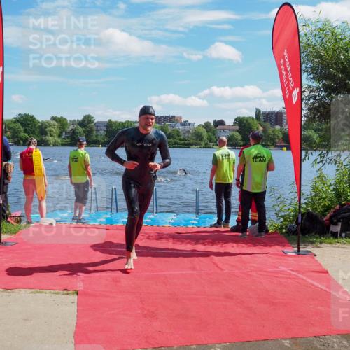 16.06.2024 - 7 Türme Triathlon KatJ http://msf.ph/oto/6296838 16.06.2024 11:10:37 Schwimmen 42, 47, 246, 269, 292 meine-sportfotos.de