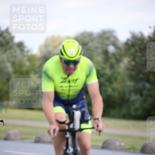 16.06.2024 - 26. Vierlanden-Triathlon Jannik Wohlers http://msf.ph/oto/6296840 16.06.2024 11:38:02 Radfahren 1, 9, 138, 142, 174, 316, 383, 411, 614 meine-sportfotos.de