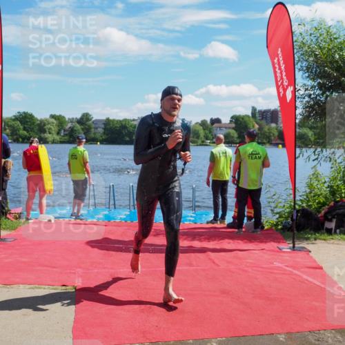 16.06.2024 - 7 Türme Triathlon KatJ http://msf.ph/oto/6296856 16.06.2024 11:10:38 Schwimmen 42, 246, 269, 292 meine-sportfotos.de