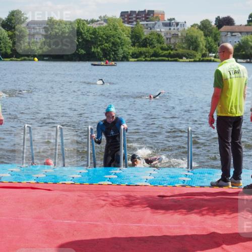 16.06.2024 - 7 Türme Triathlon KatJ http://msf.ph/oto/6296901 16.06.2024 11:10:55 Schwimmen 42, 226, 246, 269, 277, 292, 297 meine-sportfotos.de