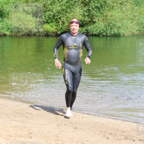 16.06.2024 - 26. Vierlanden-Triathlon Strokosch-Dieckow http://msf.ph/oto/6296905 16.06.2024 09:40:43 Schwimmen 109, 109 meine-sportfotos.de