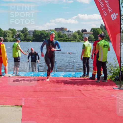 16.06.2024 - 7 Türme Triathlon KatJ http://msf.ph/oto/6296949 16.06.2024 11:10:59 Schwimmen 42, 226, 246, 269, 277, 292, 297 meine-sportfotos.de