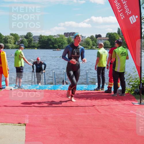 16.06.2024 - 7 Türme Triathlon KatJ http://msf.ph/oto/6296964 16.06.2024 11:11:00 Schwimmen 42, 226, 246, 269, 277, 292, 297 meine-sportfotos.de