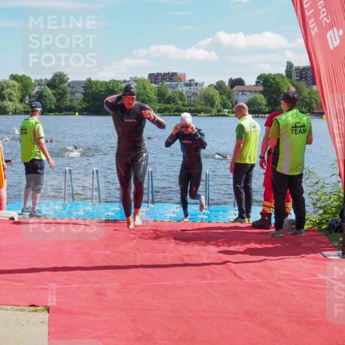 16.06.2024 - 7 Türme Triathlon KatJ http://msf.ph/oto/6297049 16.06.2024 11:11:05 Schwimmen 43, 226, 246, 269, 277, 292, 297 meine-sportfotos.de