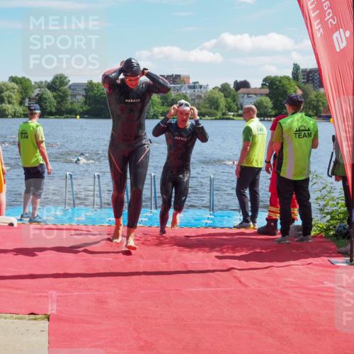 16.06.2024 - 7 Türme Triathlon KatJ http://msf.ph/oto/6297073 16.06.2024 11:11:06 Schwimmen 43, 226, 246, 269, 277, 292, 297 meine-sportfotos.de