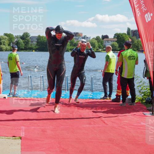 16.06.2024 - 7 Türme Triathlon KatJ http://msf.ph/oto/6297077 16.06.2024 11:11:06 Schwimmen 43, 226, 246, 269, 277, 292, 297 meine-sportfotos.de
