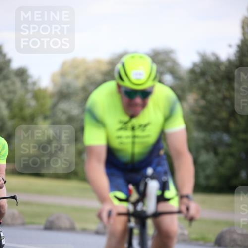 16.06.2024 - 26. Vierlanden-Triathlon Jannik Wohlers http://msf.ph/oto/6297083 16.06.2024 11:38:02 Radfahren 1, 9, 138, 142, 174, 316, 383, 411, 614 meine-sportfotos.de