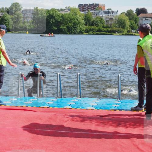 16.06.2024 - 7 Türme Triathlon KatJ http://msf.ph/oto/6297107 16.06.2024 11:11:25 Schwimmen 43, 44, 159, 192, 226, 273, 277, 297 meine-sportfotos.de