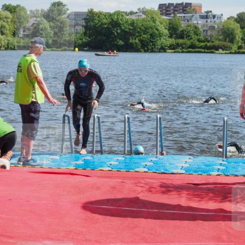 16.06.2024 - 7 Türme Triathlon KatJ http://msf.ph/oto/6297168 16.06.2024 11:11:26 Schwimmen 43, 44, 159, 192, 226, 273, 277, 297 meine-sportfotos.de