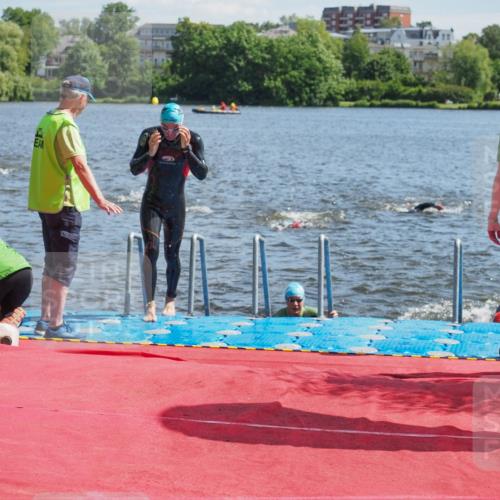 16.06.2024 - 7 Türme Triathlon KatJ http://msf.ph/oto/6297179 16.06.2024 11:11:26 Schwimmen 43, 44, 159, 192, 226, 273, 277, 297 meine-sportfotos.de