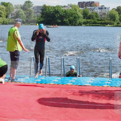 16.06.2024 - 7 Türme Triathlon KatJ http://msf.ph/oto/6297185 16.06.2024 11:11:27 Schwimmen 43, 44, 159, 192, 226, 273, 277, 297 meine-sportfotos.de