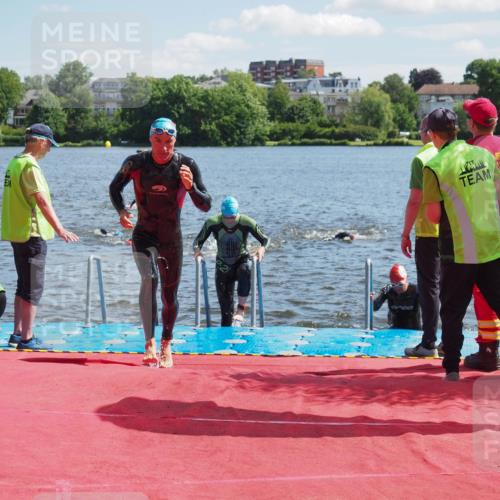 16.06.2024 - 7 Türme Triathlon KatJ http://msf.ph/oto/6297195 16.06.2024 11:11:28 Schwimmen 43, 44, 159, 192, 226, 273, 277, 297 meine-sportfotos.de