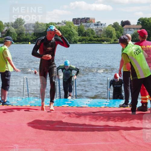 16.06.2024 - 7 Türme Triathlon KatJ http://msf.ph/oto/6297211 16.06.2024 11:11:28 Schwimmen 43, 44, 159, 192, 226, 273, 277, 297 meine-sportfotos.de