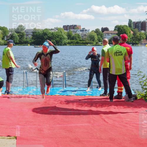 16.06.2024 - 7 Türme Triathlon KatJ http://msf.ph/oto/6297263 16.06.2024 11:11:31 Schwimmen 43, 44, 159, 192, 226, 249, 273, 277, 297 meine-sportfotos.de
