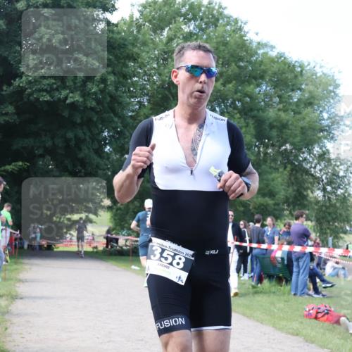 16.06.2024 - 26. Vierlanden-Triathlon Lena Gebhardt http://msf.ph/oto/6297266 16.06.2024 11:47:49 Laufen 202, 358, 14 meine-sportfotos.de