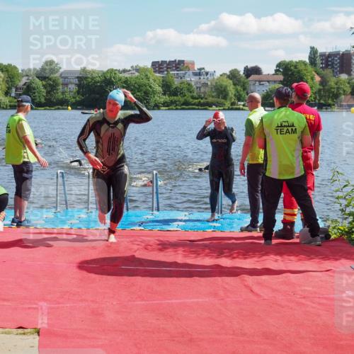 16.06.2024 - 7 Türme Triathlon KatJ http://msf.ph/oto/6297276 16.06.2024 11:11:31 Schwimmen 43, 44, 159, 192, 226, 249, 273, 277, 297 meine-sportfotos.de