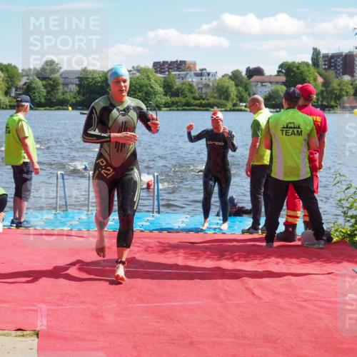 16.06.2024 - 7 Türme Triathlon KatJ http://msf.ph/oto/6297285 16.06.2024 11:11:32 Schwimmen 43, 44, 159, 192, 226, 249, 273, 277, 297 meine-sportfotos.de