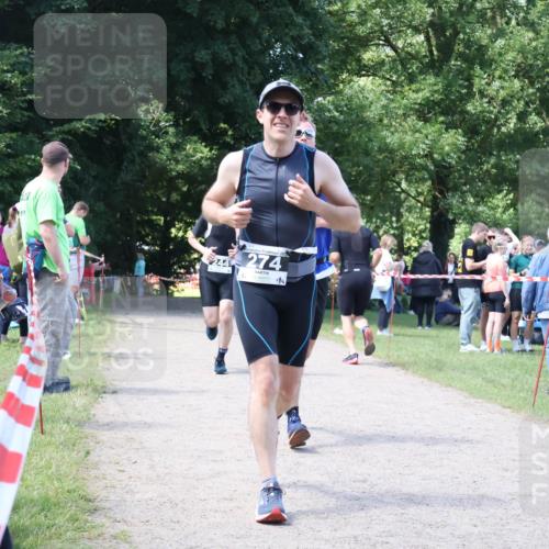 16.06.2024 - 26. Vierlanden-Triathlon Lena Gebhardt http://msf.ph/oto/6297286 16.06.2024 11:48:02 Laufen 244, 274 meine-sportfotos.de