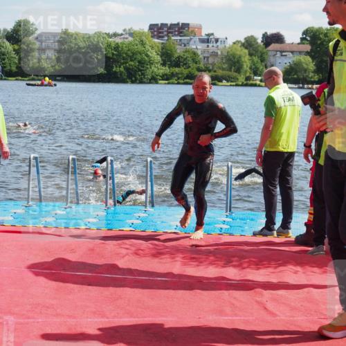 16.06.2024 - 7 Türme Triathlon KatJ http://msf.ph/oto/6297362 16.06.2024 11:11:36 Schwimmen 43, 44, 159, 180, 192, 226, 249, 273, 277 meine-sportfotos.de