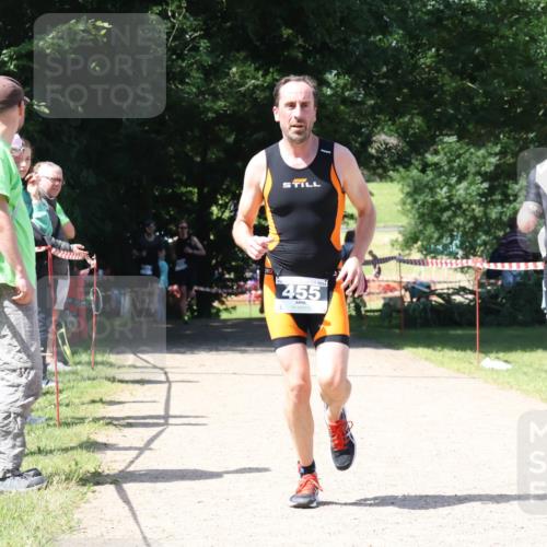 16.06.2024 - 26. Vierlanden-Triathlon Lena Gebhardt http://msf.ph/oto/6297379 16.06.2024 11:48:32 Laufen 455 meine-sportfotos.de
