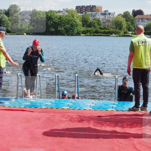 16.06.2024 - 7 Türme Triathlon KatJ http://msf.ph/oto/6297414 16.06.2024 11:11:45 Schwimmen 43, 44, 159, 180, 192, 249, 273 meine-sportfotos.de