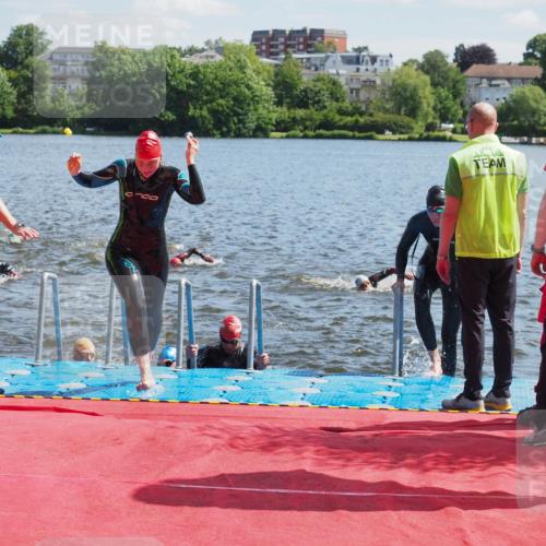 16.06.2024 - 7 Türme Triathlon KatJ http://msf.ph/oto/6297433 16.06.2024 11:11:46 Schwimmen 43, 44, 159, 180, 192, 213, 247, 249, 273 meine-sportfotos.de
