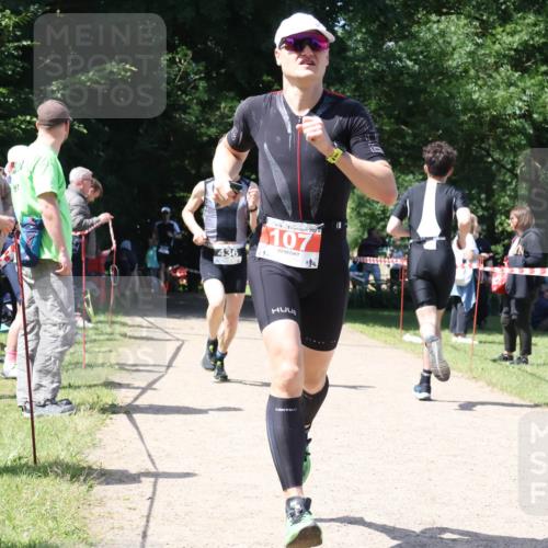 16.06.2024 - 26. Vierlanden-Triathlon Lena Gebhardt http://msf.ph/oto/6297452 16.06.2024 11:48:48 Laufen 436, 20, 107 meine-sportfotos.de