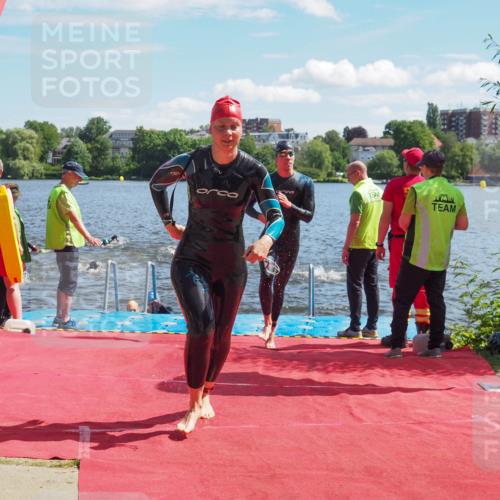 16.06.2024 - 7 Türme Triathlon KatJ http://msf.ph/oto/6297464 16.06.2024 11:11:48 Schwimmen 9, 43, 44, 159, 180, 192, 213, 247, 249, 273, 602 meine-sportfotos.de