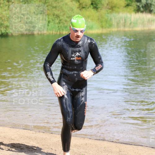 16.06.2024 - 26. Vierlanden-Triathlon Strokosch-Dieckow http://msf.ph/oto/6297469 16.06.2024 09:41:01 Schwimmen 109, 113, 109, 113 meine-sportfotos.de