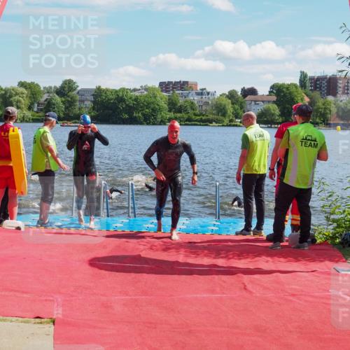 16.06.2024 - 7 Türme Triathlon KatJ http://msf.ph/oto/6297499 16.06.2024 11:11:52 Schwimmen 9, 44, 159, 180, 192, 213, 247, 249, 273, 602 meine-sportfotos.de