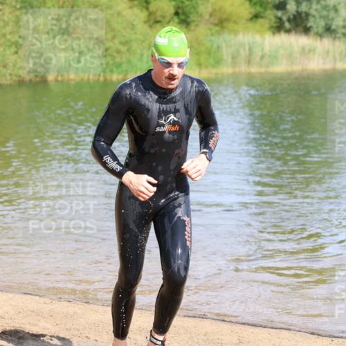 16.06.2024 - 26. Vierlanden-Triathlon Strokosch-Dieckow http://msf.ph/oto/6297500 16.06.2024 09:41:01 Schwimmen 109, 113, 109, 113 meine-sportfotos.de