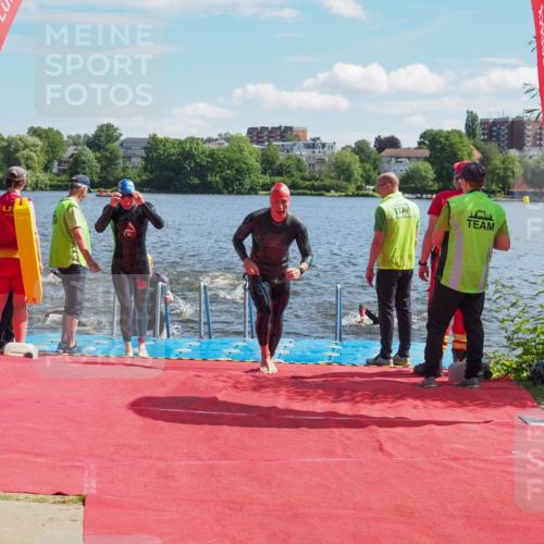 16.06.2024 - 7 Türme Triathlon KatJ http://msf.ph/oto/6297508 16.06.2024 11:11:52 Schwimmen 9, 44, 159, 180, 192, 213, 247, 249, 273, 602 meine-sportfotos.de