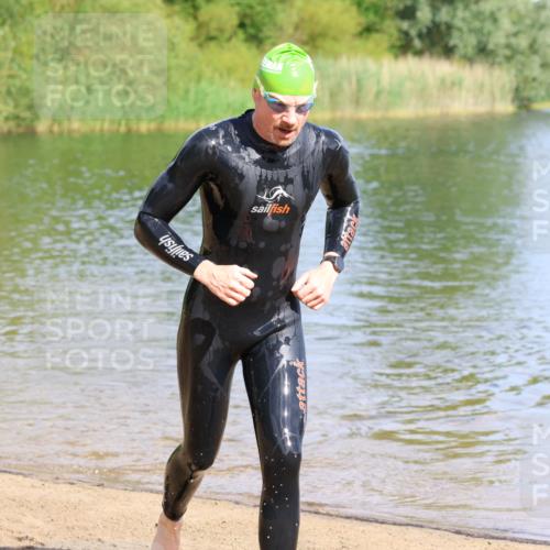 16.06.2024 - 26. Vierlanden-Triathlon Strokosch-Dieckow http://msf.ph/oto/6297522 16.06.2024 09:41:01 Schwimmen 109, 113, 109, 113 meine-sportfotos.de