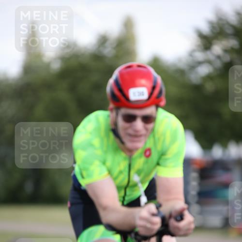 16.06.2024 - 26. Vierlanden-Triathlon Jannik Wohlers http://msf.ph/oto/6297531 16.06.2024 11:38:03 Radfahren 1, 9, 138, 142, 174, 316, 383, 411, 614 meine-sportfotos.de