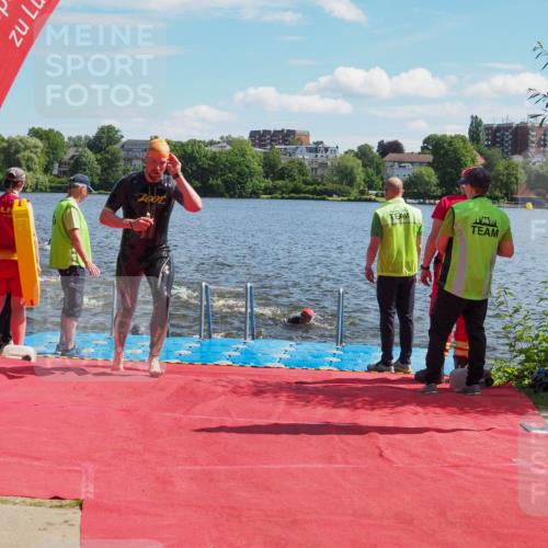 16.06.2024 - 7 Türme Triathlon KatJ http://msf.ph/oto/6297541 16.06.2024 11:11:56 Schwimmen 9, 44, 159, 180, 192, 213, 247, 249, 273, 602 meine-sportfotos.de