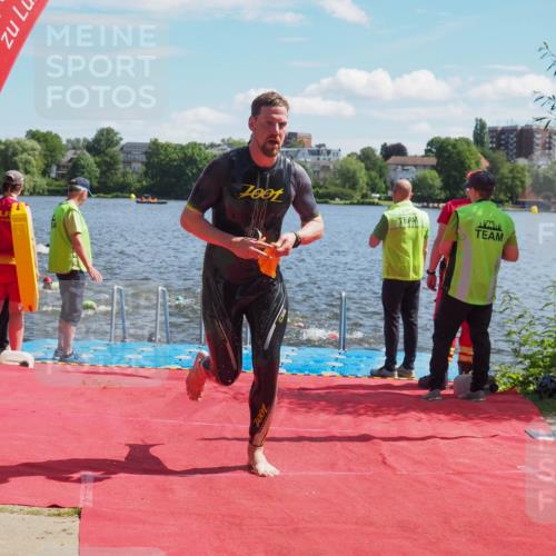 16.06.2024 - 7 Türme Triathlon KatJ http://msf.ph/oto/6297575 16.06.2024 11:11:57 Schwimmen 9, 44, 159, 180, 192, 213, 247, 249, 273, 602 meine-sportfotos.de