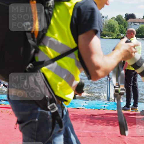 16.06.2024 - 7 Türme Triathlon KatJ http://msf.ph/oto/6297609 16.06.2024 11:12:00 Schwimmen 9, 44, 159, 180, 192, 213, 247, 249, 273, 602 meine-sportfotos.de