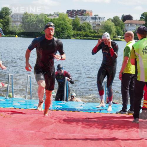 16.06.2024 - 7 Türme Triathlon KatJ http://msf.ph/oto/6297628 16.06.2024 11:12:01 Schwimmen 9, 44, 159, 180, 192, 213, 247, 249, 273, 602 meine-sportfotos.de