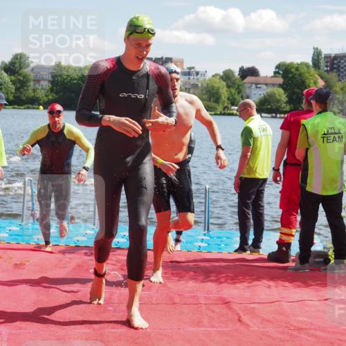 16.06.2024 - 7 Türme Triathlon KatJ http://msf.ph/oto/6297777 16.06.2024 11:12:13 Schwimmen 9, 180, 213, 247, 249, 602 meine-sportfotos.de
