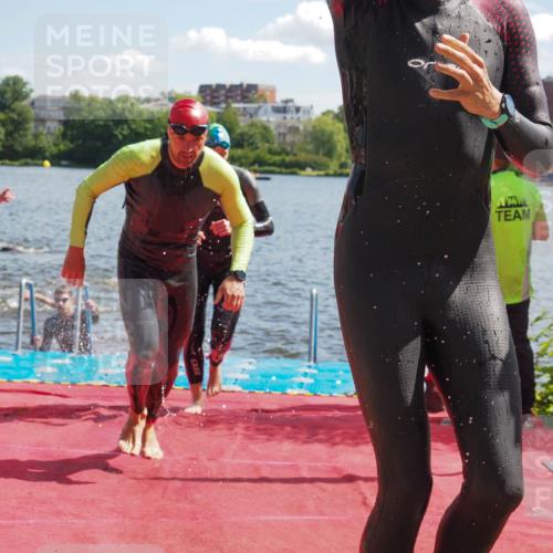 16.06.2024 - 7 Türme Triathlon KatJ http://msf.ph/oto/6297795 16.06.2024 11:12:14 Schwimmen 9, 180, 213, 247, 249, 602 meine-sportfotos.de