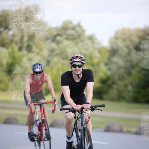 16.06.2024 - 26. Vierlanden-Triathlon Jannik Wohlers http://msf.ph/oto/6297809 16.06.2024 11:38:07 Radfahren 9, 138, 142, 174, 256, 296, 306, 348, 383, 411 meine-sportfotos.de