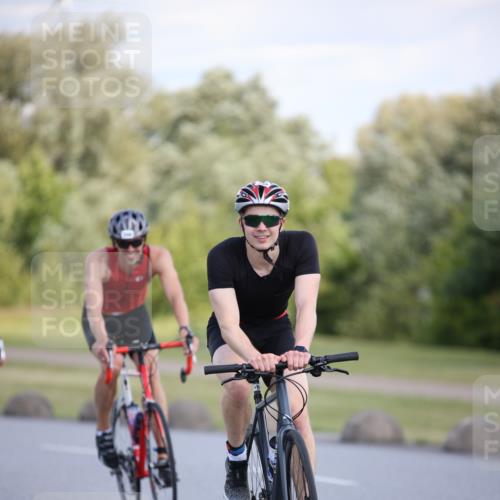 16.06.2024 - 26. Vierlanden-Triathlon Jannik Wohlers http://msf.ph/oto/6297814 16.06.2024 11:38:07 Radfahren 9, 138, 142, 174, 256, 296, 306, 348, 383, 411 meine-sportfotos.de