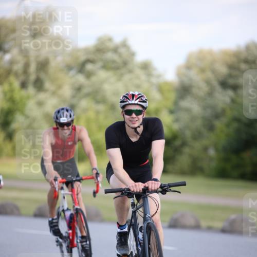 16.06.2024 - 26. Vierlanden-Triathlon Jannik Wohlers http://msf.ph/oto/6297821 16.06.2024 11:38:07 Radfahren 9, 138, 142, 174, 256, 296, 306, 348, 383, 411 meine-sportfotos.de