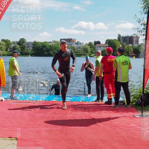 16.06.2024 - 7 Türme Triathlon KatJ http://msf.ph/oto/6297883 16.06.2024 11:12:27 Schwimmen 9, 160, 213, 247, 602 meine-sportfotos.de