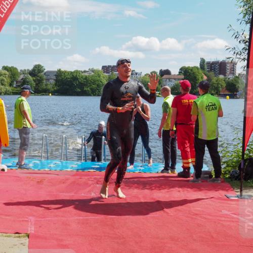 16.06.2024 - 7 Türme Triathlon KatJ http://msf.ph/oto/6297897 16.06.2024 11:12:28 Schwimmen 9, 160, 213, 247, 602 meine-sportfotos.de