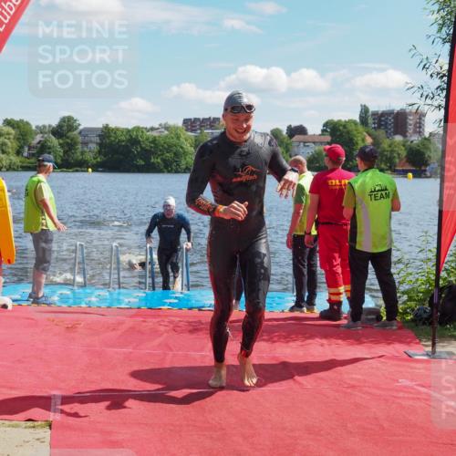 16.06.2024 - 7 Türme Triathlon KatJ http://msf.ph/oto/6297914 16.06.2024 11:12:28 Schwimmen 9, 160, 213, 247, 602 meine-sportfotos.de