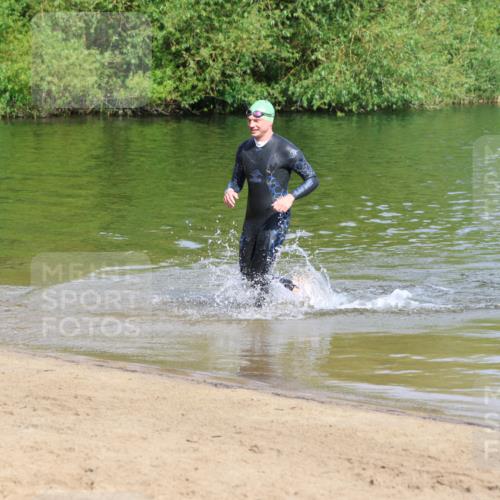 16.06.2024 - 26. Vierlanden-Triathlon Strokosch-Dieckow http://msf.ph/oto/6298033 16.06.2024 09:41:43 Schwimmen 3, 106, 3, 106 meine-sportfotos.de