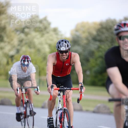 16.06.2024 - 26. Vierlanden-Triathlon Jannik Wohlers http://msf.ph/oto/6298103 16.06.2024 11:38:08 Radfahren 9, 138, 174, 256, 296, 306, 348, 411 meine-sportfotos.de